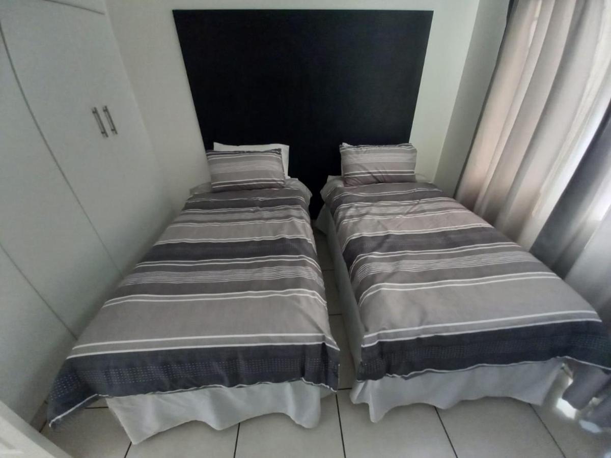 North Beach Durban Apartments Εξωτερικό φωτογραφία