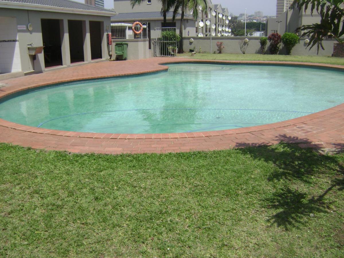 North Beach Durban Apartments Εξωτερικό φωτογραφία